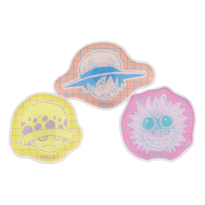 『ＯＮＥ　ＰＩＥＣＥ』アクリルｍｉｎｉバッジ３個セット　（ルフィ＆ロー＆キッド　子供時代Ｖｅｒ．）　ＢＣ３